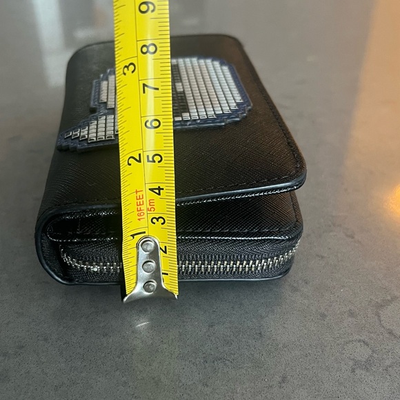 FREE SHIPPING Karl Lagerfeld Wallet - Picture 8 of 9